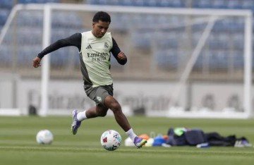 罗德里戈亲口承认收到过报价,但一句承诺让皇马球迷彻底安心