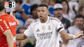 连续9场破门+争议点球!姆巴佩创纪录之夜,谁注意安切洛蒂这表情?