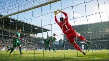 周五009德甲前瞻:门兴VS莱红牛 连胜假象与争冠实力的对决