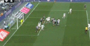 6-4,27岁日本球星闪耀德甲:无敌助攻梅开二度,现场视角太牛了