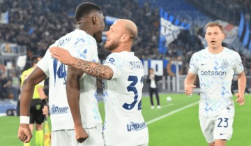 意甲榜首易主,罗马轰然倒下,国米征服客场,前3积分相同