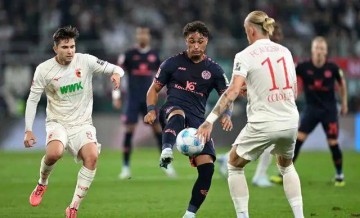 周日019德甲焦点战:弗赖堡主场誓破法兰克福铁壁,2-1比分或成定局